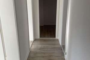 Schöne helle 3-Zimmerwohnung mit Balkon zu vermieten !!! – Die vollständige Adresse der Immobilie erhältst du vom Anbieter., 38118 Westliches Ringgebiet, Braunschweig – Vorschaubild 6