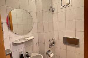Schöne 2-Zimmer-Maisonettewohnung mit Balkon, Küchenzeile, TG-Stellplatz und Aufzug in Nürnberg – Die vollständige Adresse der Immobilie erhältst du vom Anbieter., 90459 Galgenhof, Nürnberg – Vorschaubild 7