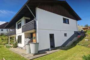 Viel Platz - viele Möglichkeiten
Freistehendes Wohnhaus in Röthenbach – Die vollständige Adresse der Immobilie erhältst du vom Anbieter., 88167 Röthenbach (Allgäu) – Vorschaubild 2
