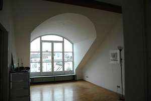 3 Zi.-Altbauwohnung mitten in Schwabing an der Münchner Freiheit – Hesseloher Straße  2, 80802 Münchner Freiheit, München – Vorschaubild 3