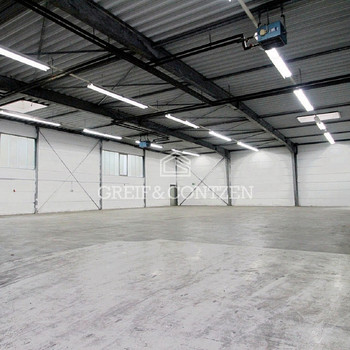 Lager/Logistikfläche mit Büro | Rampe | ebenerdig | Greif & Contzen