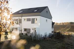 Ihr Traumhaus wartet auf Sie – Moderne Doppelhaushälfte mit viel Grünfläche! – Am Klosteracker 29a, 85250 Altomünster – Vorschaubild 18
