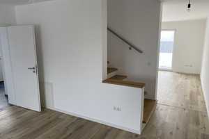 Geräumige 7-Zimmer-Doppelhaushälfte mit gehobener Innenausstattung in Weng-Hösacker Weng – Raffacher Straße 20, 84187 Landshut (Kreis) – Vorschaubild 11