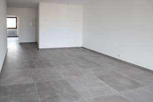 Toplage  - Thon / 4-Zimmer-Wohnung mit Balkon