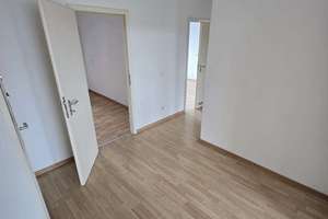 [VAC-23494] Attraktive 3 Zimmer Wohnung mit Weitblick! – Ostlandstraße 42, 50858 Weiden, Köln – Vorschaubild 2