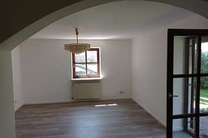 Gepflegte 2,5-Zimmer Wohnung mit Gartenanteil in Odelzhausen                  