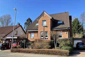Wunderschönes Zuhause für Familien oder Mehrgenerationen-Wohnen: Traumimmobilie in Lennep – Die vollständige Adresse der Immobilie erhältst du vom Anbieter., 42897 Henkelshof, Remscheid – Vorschaubild 2