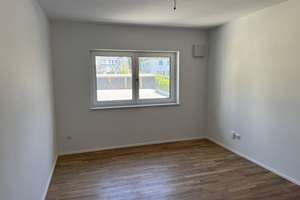 Erstbezug | hochwertige 2-Zimmer Wohnung  | Einbauküche | Stellplatz | KFW55 | ER-Zentrum – Anton-Bruckner-Straße 8, 91052 Röthelheim, Erlangen – Vorschaubild 7