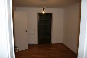 Stilvolle 2,5-Zimmer Altbauwohnung mitten in Ingolstadts Altstadt – Lebzeltergasse 4, 85049 Mitte, Ingolstadt – Vorschaubild 3