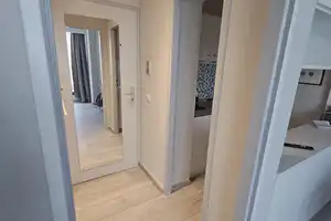 Neu renovierte und möblierte Wohnung mit Dachterrasse – Amalienstraße 49, 80799 München – Vorschaubild 2