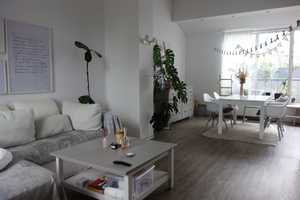 Stilvoll Wohnen: 3-Zimmer-Wohnung im komplett sanierten Jugendstilhaus – Krefeld – Vorschaubild 1