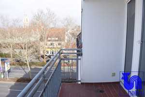 Architektonisch reizvolle Stadtwohnung - mit Balkon, Einbauküche und viel Platz - sofort frei – Reutlingen (Kreis) – Vorschaubild 8