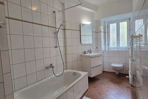 schick möbliert an der Isar mit ruhigem Westbalkon – 80538 Englischer Garten, München – Vorschaubild 5