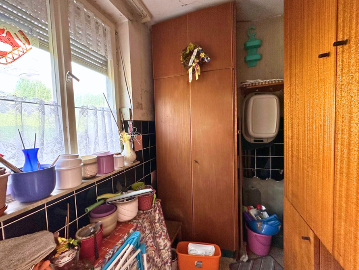 Immobilie in Bad Urach - Familienfreundliches Zuhause mit viel Platz, Garten und zwei Garagen - Bild 6