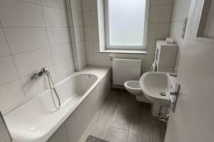 Alltagstaugliche 2-Zimmer-Wohnung in Krefeld – Nordwall 38, 47798 Stadtmitte, Krefeld – Vorschaubild 2