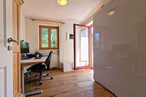 Ansprechendes 6-Zimmer-Einfamilienhaus in Altperlach mit EBK, Terrasse, Balkon, Garten – 81737 Altperlach, München – Vorschaubild 18