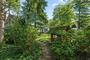 Familienhaus mit traumhaftem Garten und Top-Energieeffizienz – Die vollständige Adresse der Immobilie erhältst du vom Anbieter., 14165 Zehlendorf, Berlin – Vorschaubild 3