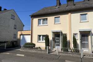 Einfamilienhaus (DHH) in Höhenlage mit traumhaftem Ausblick – Birkenfeld (Kreis) – Vorschaubild 1