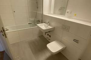 Lebendiges Stadtleben: 3-Zimmer-Wohnung in Düsseldorf-Bilk – Karolingerstraße 117, 40223 Bilk, Düsseldorf – Vorschaubild 7