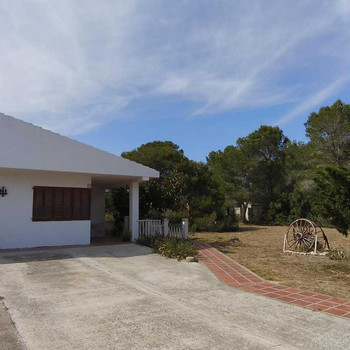 Geräumige Villa in der renommierten Urbanisation Calafat, in der malerischen Küstenstadt L'Ametlla d