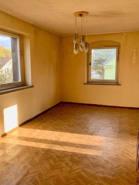 Immobilie in Heinsdorfergrund - Älteres Haus sucht Handwerker ! - Bild 3