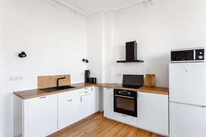 Bezugsfreie Wohnung: Historischer Charme trifft modernen Komfort in Gesundbrunnen. – Die vollständige Adresse der Immobilie erhältst du vom Anbieter., 13357 Gesundbrunnen, Berlin – Vorschaubild 3