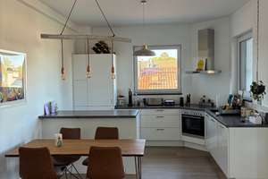Zuhause mit 3 Zimmern und Penthouse-Charakter in Bonn-Ippendorf – Haager Weg 138, 53127 Ippendorf, Bonn – Vorschaubild 3