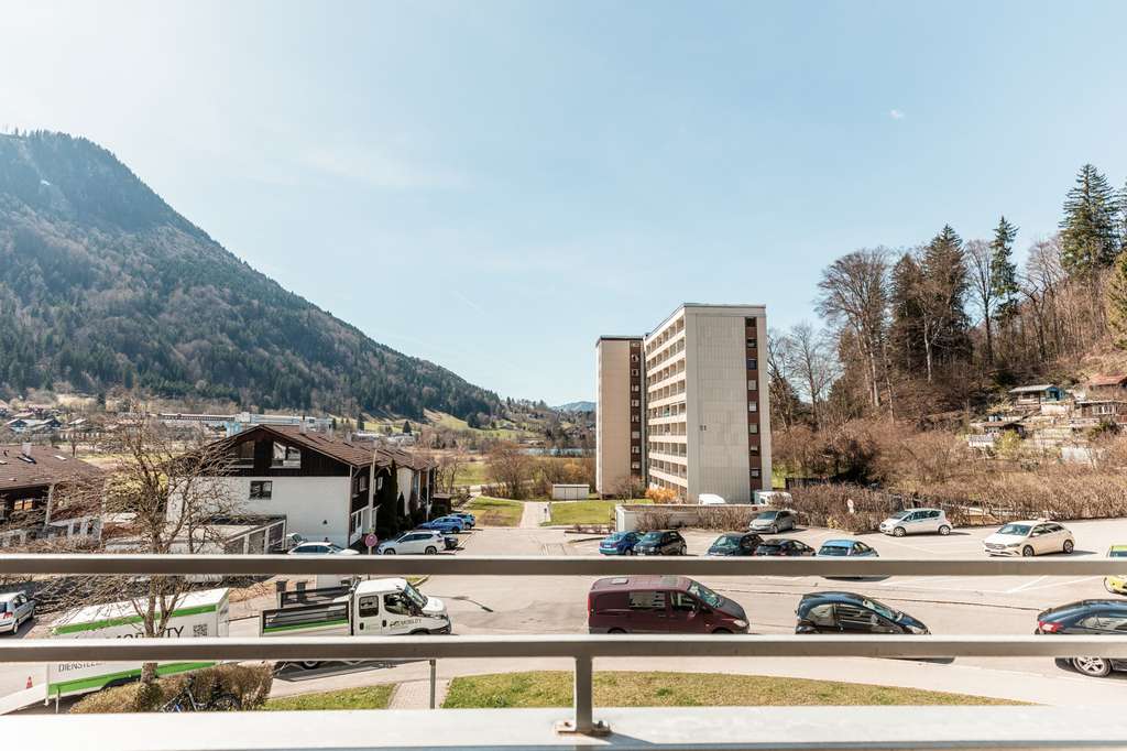 Immobilie in Immenstadt im Allgäu - Renditestarke Kapitalanlage oder attraktive Wohnlage zur Selbstnutzung - Apartment mit Seeblick + SP - Bild 4