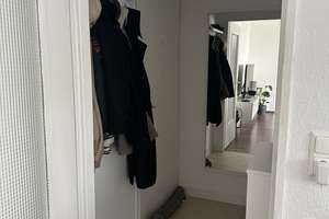 Helle 2-Zimmer-Wohnung mit Balkon, Einbauküche und Stellplatz – Rechtensteinstraße 12, 70469 Hohe Warte, Stuttgart – Vorschaubild 2