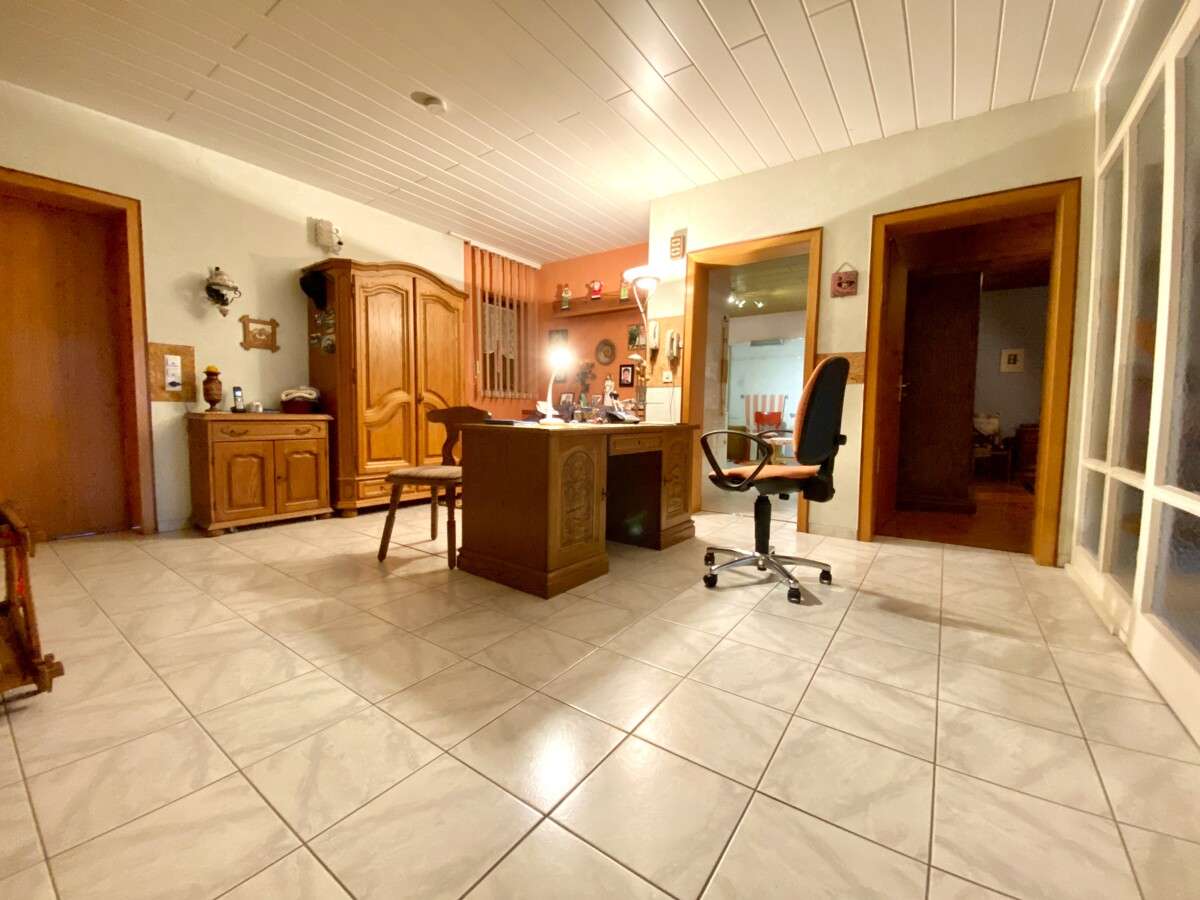 Immobilie in Stadecken-Elsheim - Großzügiges Familienhaus - Perfekter Ausgangspunkt für Pendler! - Bild 10