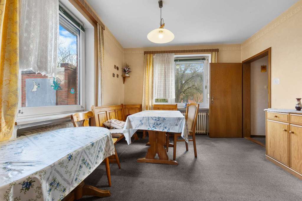 Immobilie in Krummhörn - Seltene Gelegenheit: Großzügiges Grundstück mit Teilungsoption & Bestandsimmobilie - Bild 2