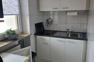 Möbliertes City-Studio mit Loggia & Skylineblick in Frankfurt-Bockenheim – Die vollständige Adresse der Immobilie erhältst du vom Anbieter., 60486 Bockenheim, Frankfurt am Main – Vorschaubild 5