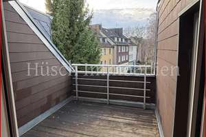 *huesch-immobilien*
Renovierte 2-Zimmer-Dachgeschosswohnung mit Balkon + Spitzboden in Essen-Zentru – Die vollständige Adresse der Immobilie erhältst du vom Anbieter., 45143 Altendorf, Essen – Vorschaubild 5