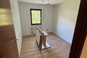 Wohnen mit Charakter: 3,5-Zimmer-Wohnung in Erlangen-Büchenbach – Büchenbacher Anlage 13a, 91056 Büchenbach Nord, Erlangen – Vorschaubild 9
