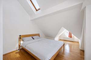 Sichere Wertanlage in München-Pasing: 2-Zimmer-Dachgeschosswohnung / Verkauf mit Nießbrauch – Die vollständige Adresse der Immobilie erhältst du vom Anbieter., 81241 Pasing, München – Vorschaubild 4