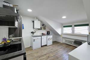 Gepflegte 3-Zimmer-DG-Wohnung in Darmstadt mit Dachspeicher – ideal für Anleger & Eigennutzer – Die vollständige Adresse der Immobilie erhältst du vom Anbieter., 64295 Darmstadt-West, Darmstadt – Vorschaubild 7