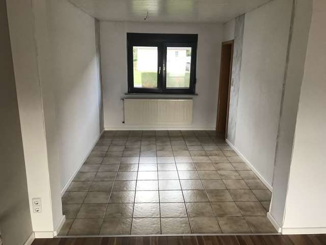 Immobilie in Reinhardshagen - Attraktives Zweifamilienhaus in Reinhardshagen - Frei nach Absprache - Bild 6