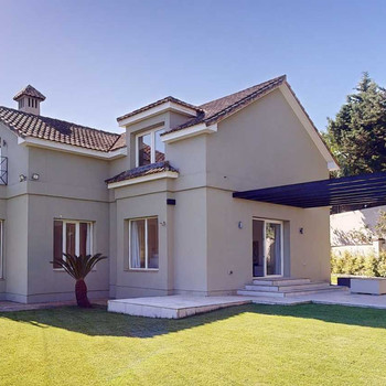 Villa zum Verkauf in Sotogrande Costa  Reizende freistehende Villa mit 6 Schlafzimmern