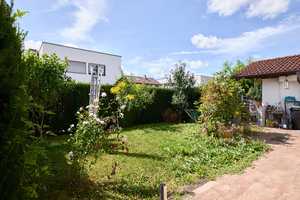 schickes Zweifamilienhaus mit Pool, Garten, Garage uvm. auf der Suche nach einer neuen Familie! – Rems-Murr-Kreis – Vorschaubild 8