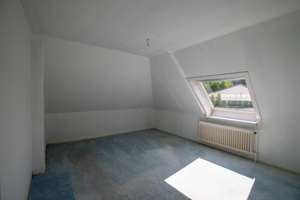 Zuhause im Grünen – Platz für die ganze Familie – Die vollständige Adresse der Immobilie erhältst du vom Anbieter., 22145 Rahlstedt, Hamburg – Vorschaubild 17