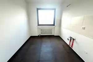 Sanierte zwei Zimmer Wohnung in Köln zu vermieten – Köln – Vorschaubild 5
