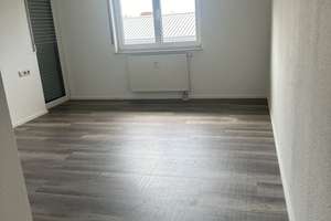 Zuhause mit 2 Zimmern, Balkon und TG in Stuttgart-Zuffenhausen – Stammheimer Straße 101, 70435 Zuffenhausen-Schützenbühl, Stuttgart – Vorschaubild 4