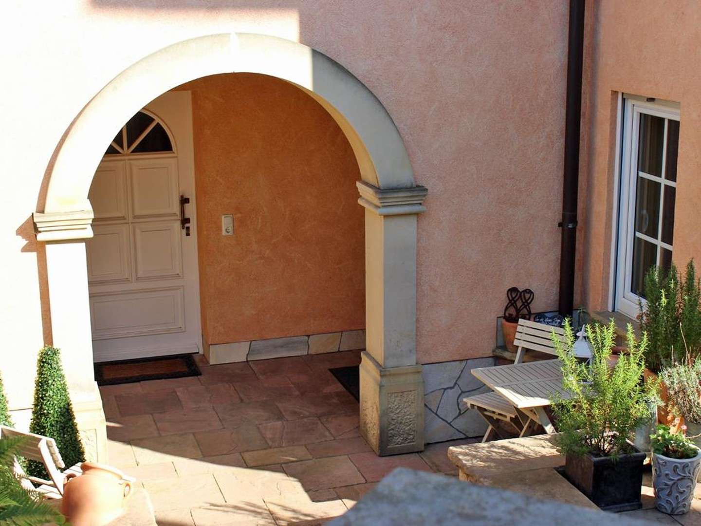 Immobilie in Flieden - Außergewöhnliche Architekten-Landhausvilla mit Einliegerwohnung in bester Wohnlage! - Bild 17