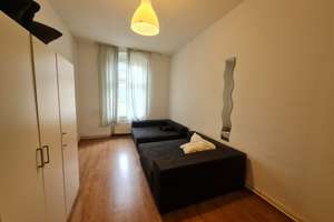 Bezugsfreie helle Wohnung neben U-Bahn "Siemensstadt" – Reisstr. 20, 13629 Siemensstadt, Berlin – Vorschaubild 2
