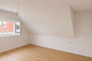 Erstbezug nach Kernsanierung – Helle 3-Zimmer-Dachgeschosswohnung in Stuttgart-Möhringen – Rübezahlweg 10A, 70567 Möhringen-Süd, Stuttgart – Vorschaubild 7