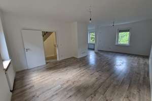Einziehen und Wohlfühlen - umfangreich und modern sanierte Doppelhaushälfte in Siegen-Eiserfeld! – Die vollständige Adresse der Immobilie erhältst du vom Anbieter., 57080 Eiserfeld, Siegen – Vorschaubild 3