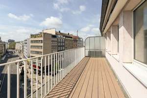 Großzügige Etagenwohnung in Stadtnähe und lichtdurchfluteten Räumen – Die vollständige Adresse der Immobilie erhältst du vom Anbieter., 40211 Stadtmitte, Düsseldorf – Vorschaubild 5
