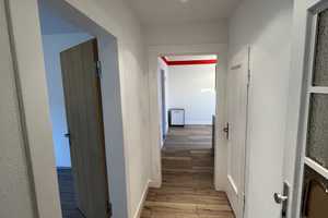 OFFENE Besichtigung am 20.06. um 10:15 Uhr - Attraktive 2-Zimmer-Wohnung in ruhigem 5 Parteien Haus – Am Hagen 19, 42855 Remscheid – Vorschaubild 11