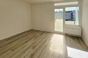 Schöne 3 Zimmer im Grünen in Erkrath-Hochdahl – Sandheider Straße 60, 40699 Erkrath – Vorschaubild 1