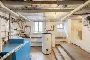 Anwesen auf 1.380 m² Grundstück in begehrter Westend-Lage mit Pool, Sauna und Sanierungspotenzial – Die vollständige Adresse der Immobilie erhältst du vom Anbieter., 14055 Westend, Berlin – Vorschaubild 24